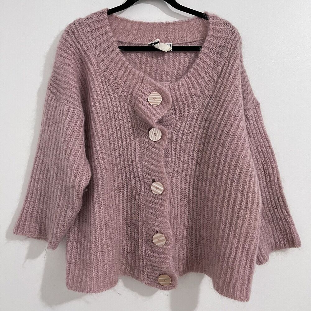 525 Made in America Vintage Pink Cardigan Size M / L Mohair / Wool Oversized